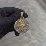 Circular Cross Pendant Set with Emerald Cut 71019