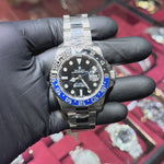 40mm Rolex GMT-Master II case and Oyster bracelet showing the mix of polished and brushed steel surfaces.


